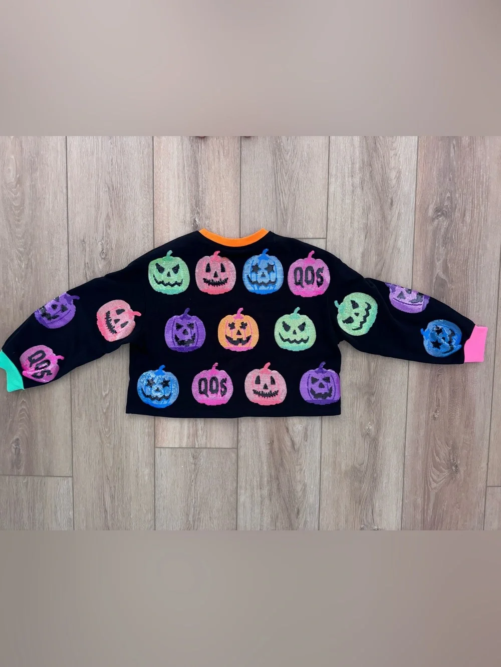 Queen Of Sparkles Halloween Jack-O-Lantern Crewneck Sweatshirt SZ XS Black - Picture 8 of 13